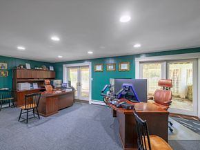33 Pequot Trail, Westport CT 06880