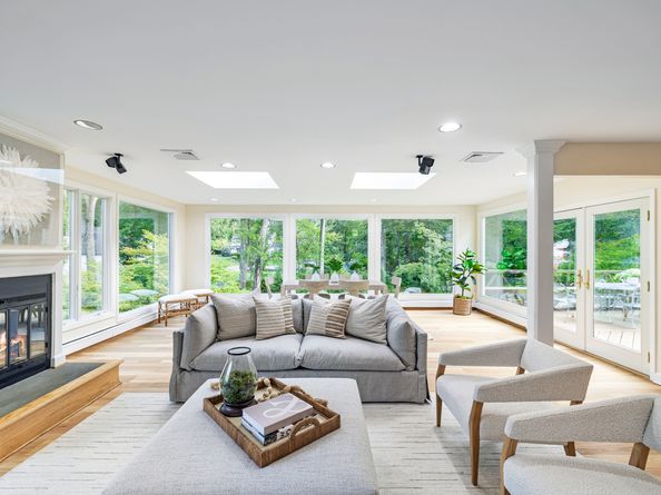 33 Pequot Trail, Westport CT 06880
