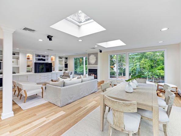 33 Pequot Trail, Westport CT 06880