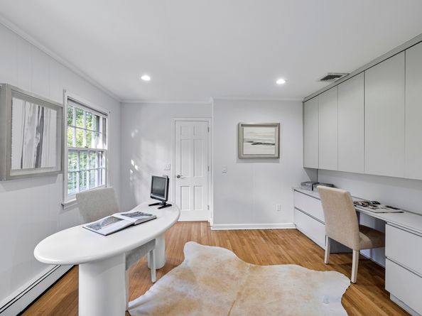 33 Pequot Trail, Westport CT 06880