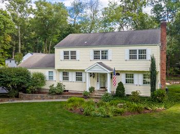 33 Pequot Trail