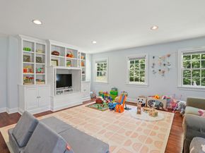 Undisclosed Address #24120188, Ridgefield CT 06877