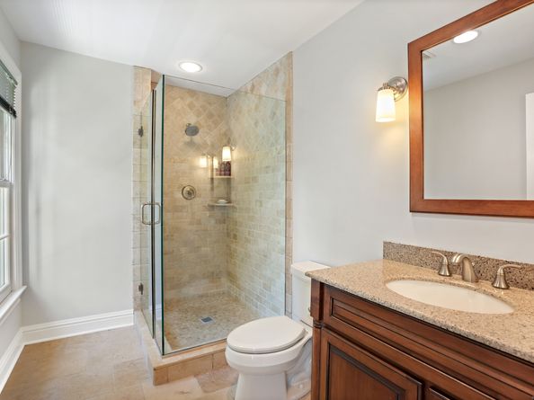 Undisclosed Address #24120188, Ridgefield CT 06877