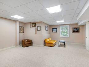 25 Bunker Hill Circle 25, Shelton CT 06484
