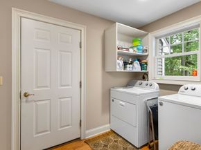 25 Bunker Hill Circle 25, Shelton CT 06484