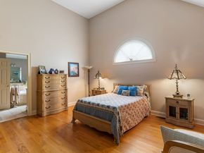 25 Bunker Hill Circle 25, Shelton CT 06484