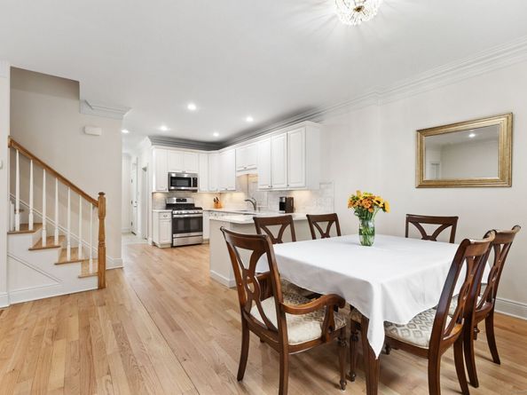 88 Maple Tree Avenue APT G, Stamford CT 06906