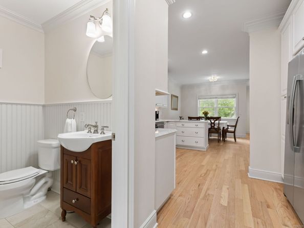 88 Maple Tree Avenue APT G, Stamford CT 06906