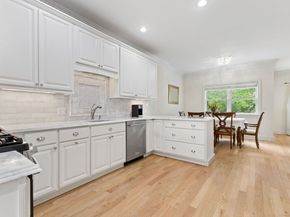 88 Maple Tree Avenue APT G, Stamford CT 06906