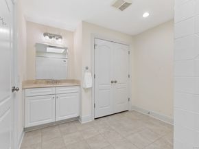 88 Maple Tree Avenue APT G, Stamford CT 06906