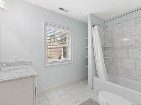 88 Maple Tree Avenue APT G, Stamford CT 06906