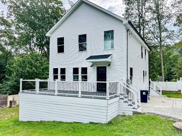  Walnut Trail 89, Danbury CT 06811