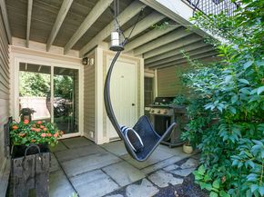 80 Bywater Lane 80, Bridgeport CT 06605