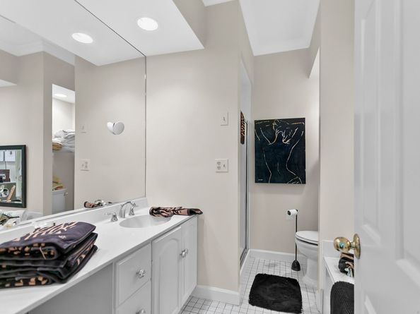 80 Bywater Lane 80, Bridgeport CT 06605
