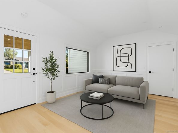 73 Maitland Road, Stamford CT 06906