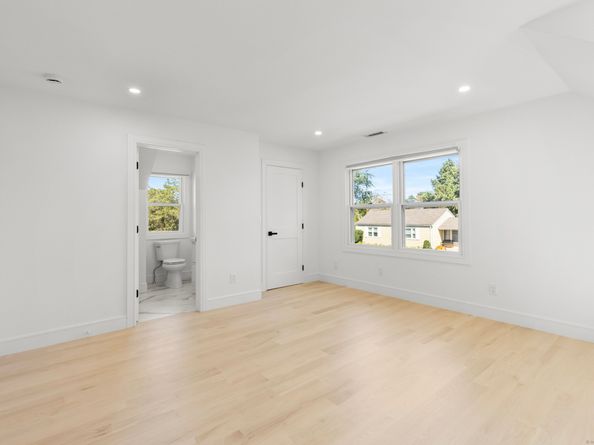 73 Maitland Road, Stamford CT 06906