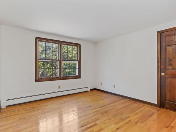 128 Mariners Way, Fairfield CT 06824