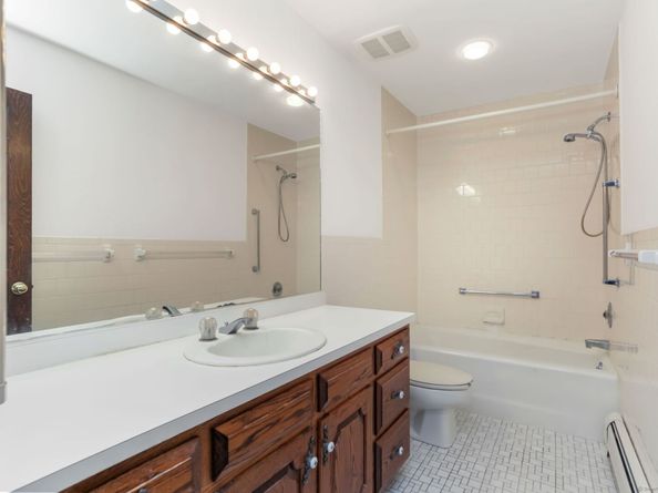 128 Mariners Way, Fairfield CT 06824