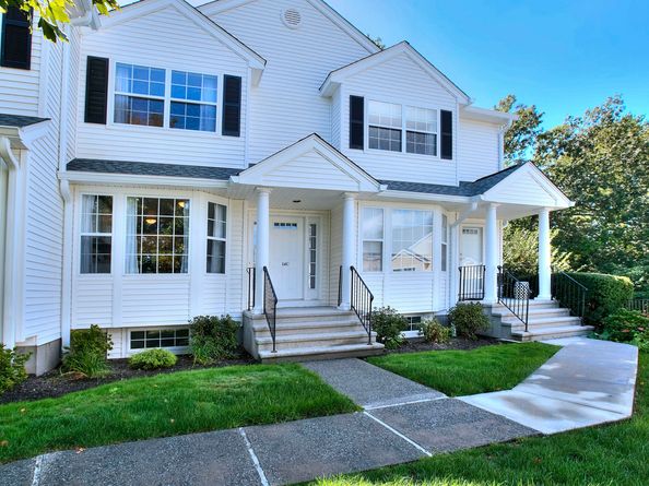 180 Turn Of River Road 14C, Stamford CT 06905