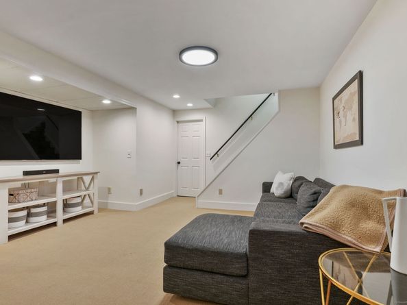 4 Abbott Avenue, Ridgefield CT 06877