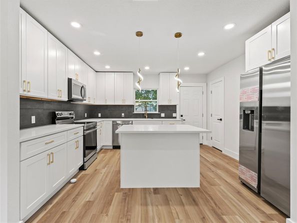 2236  Winthrop Drive , Dallas Texas 75228