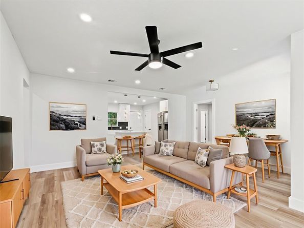 2236  Winthrop Drive , Dallas Texas 75228
