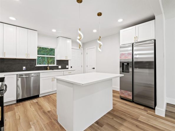 2236  Winthrop Drive , Dallas Texas 75228