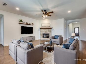 1209  Roadrunner Drive 