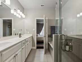 722 E 1st Street , Fort Worth Texas 76102