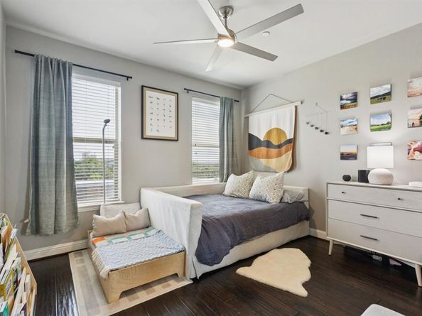 722 E 1st Street , Fort Worth Texas 76102
