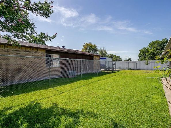 4610  Bridgeport Drive , Garland Texas 75043