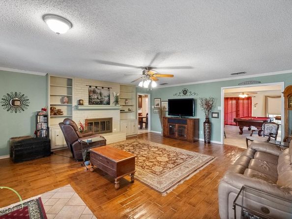 3103  Avon Drive , Arlington Texas 76015