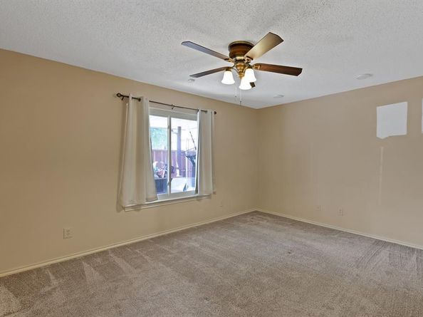 320  Fairhavens Drive , Grand Prairie Texas 75050