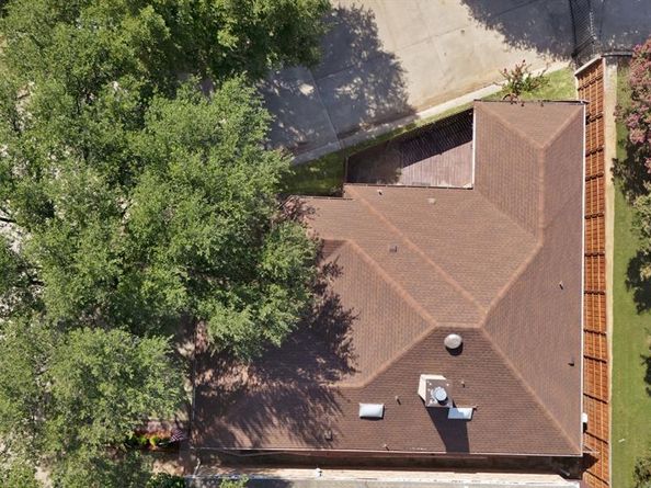 320  Fairhavens Drive , Grand Prairie Texas 75050