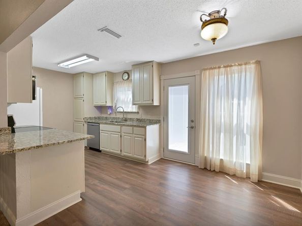 320  Fairhavens Drive , Grand Prairie Texas 75050