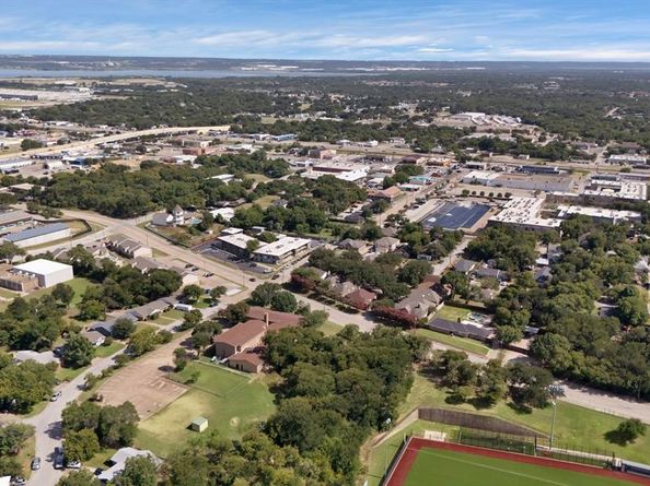 320  Fairhavens Drive , Grand Prairie Texas 75050
