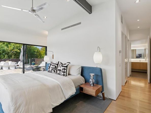 10752  Wyatt Circle , Dallas Texas 75218