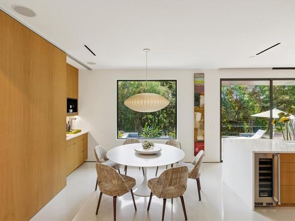 10752  Wyatt Circle , Dallas Texas 75218