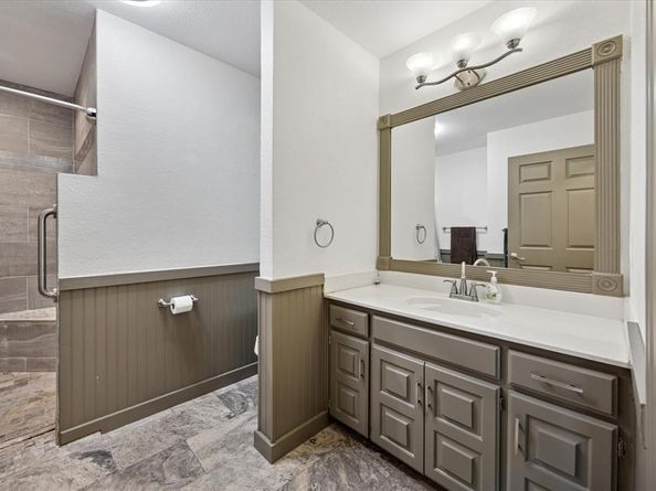 524  Highland Park Drive , Hurst Texas 76054