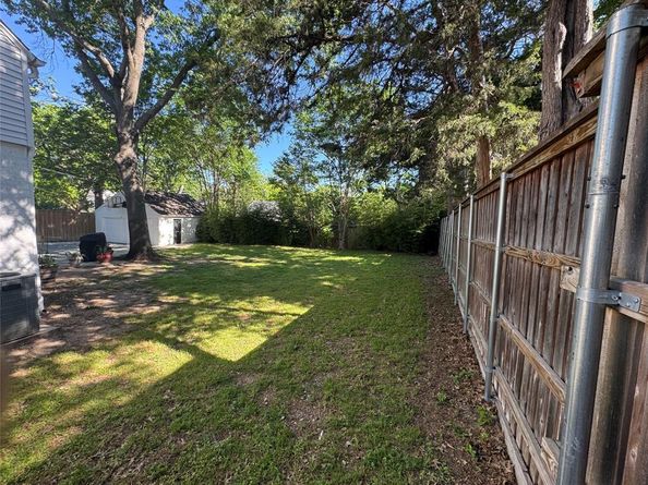 6867  Gaston Avenue , Dallas Texas 75214