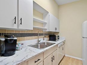 2627  Douglas Avenue  206, Dallas Texas 75219
