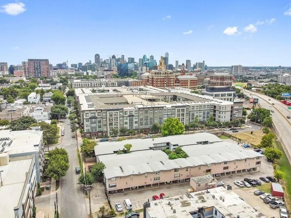 2627  Douglas Avenue  206, Dallas Texas 75219