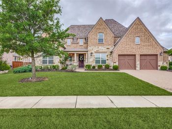 4011  Hollywood Park Court 