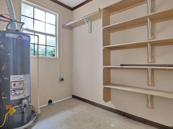 1919  Muncie Avenue , Dallas Texas 75212