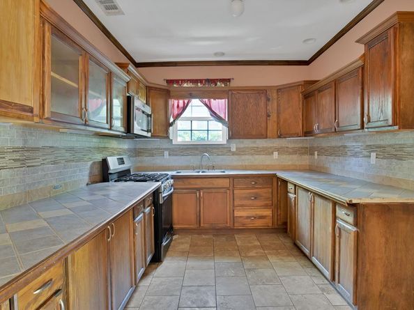 1919  Muncie Avenue , Dallas Texas 75212