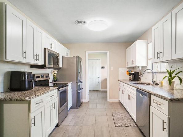 6721  Cylinda Sue Circle , North Richland Hills Texas 76180