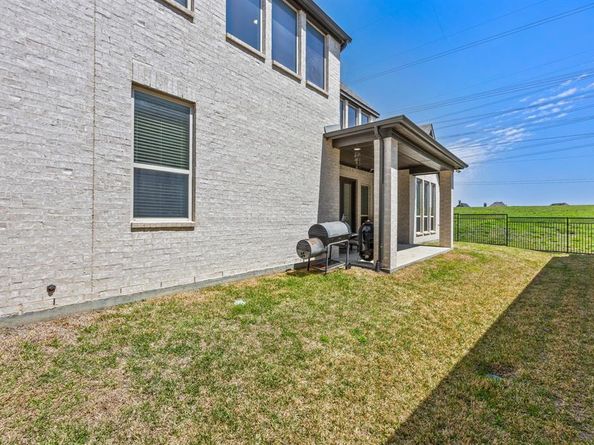 725  Royal Minister Boulevard , Lewisville Texas 75056