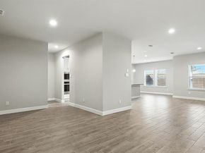 205  SYDNEY Lane , Mansfield Texas 76063