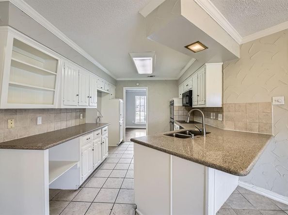 2809  Pinehurst Drive , Plano Texas 75075
