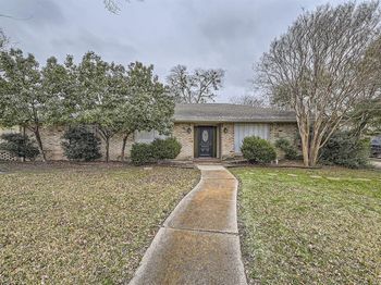 2809  Pinehurst Drive 